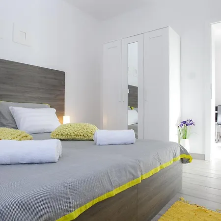 Privilege Pool Apartments Novalja Exterior photo