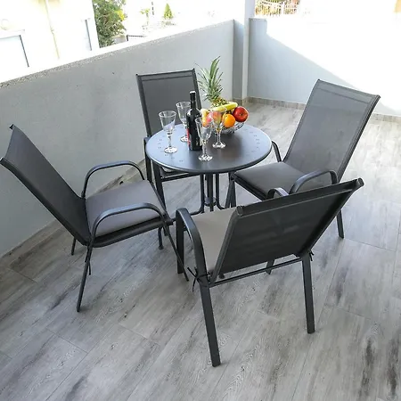 Privilege Pool Apartments Novalja Exterior photo